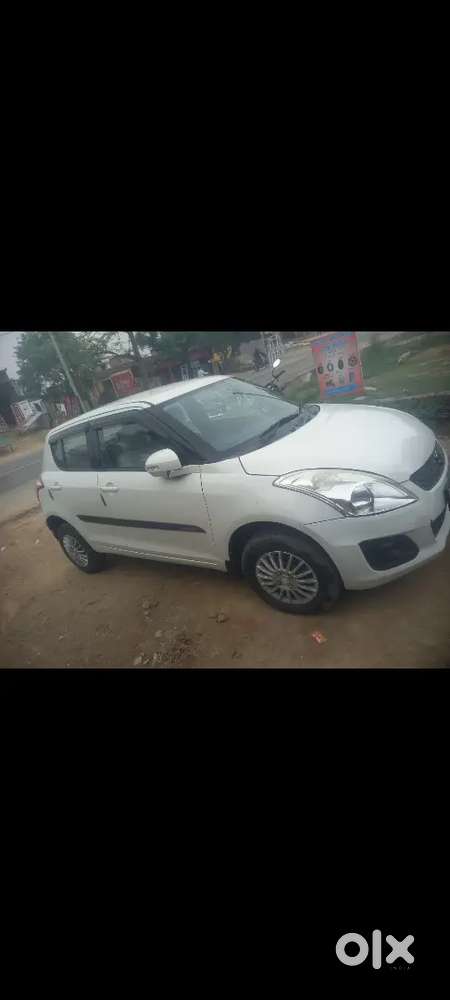 Maruti Suzuki Swift 2017 Petrol 70000 Km Driven