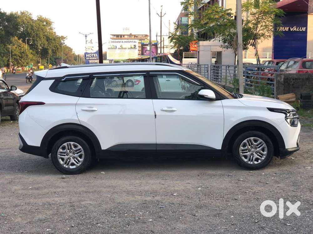 Kia Carens 1.5 Prestige 7 Str, 2023, Petrol
