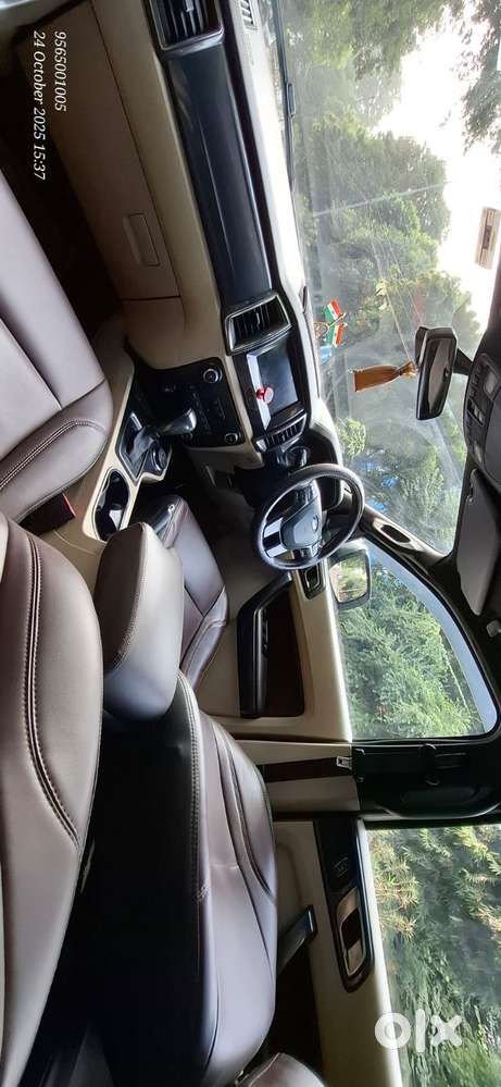 Ford Endeavour 3.2 Titanium At 4x4, 2016, Diesel