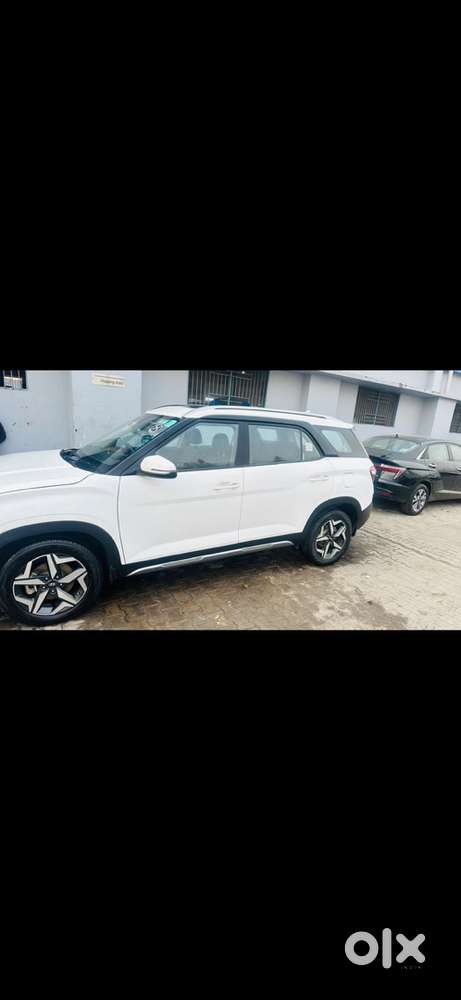 Hyundai Alcazar 2022 Diesel Mt