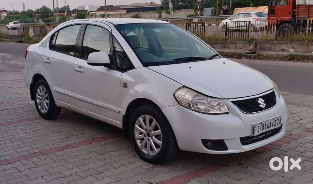 Maruti Suzuki Sx4 Zxi Mt Bsiv, 2010, Petrol