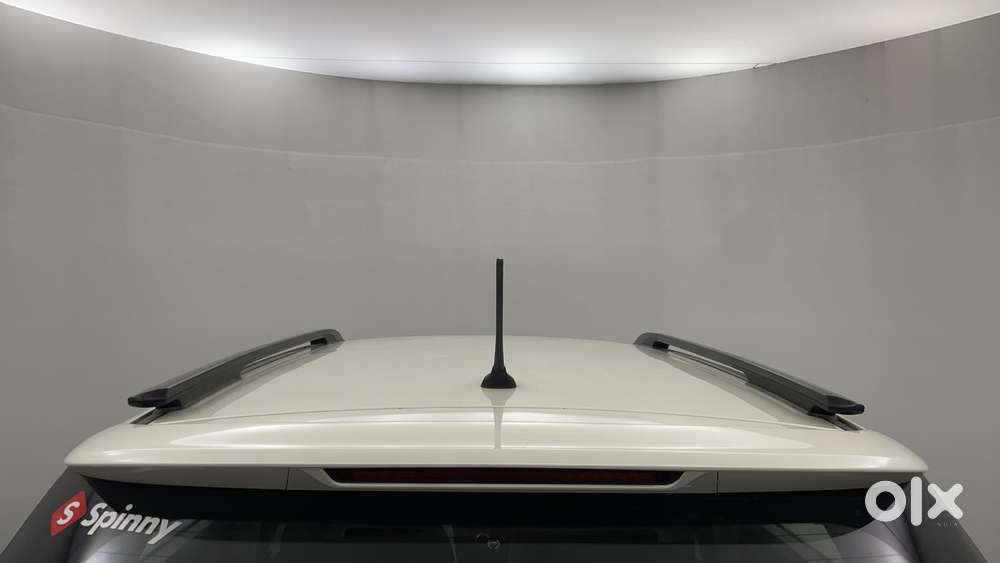 Mahindra Xuv300 W8, 2020, Petrol