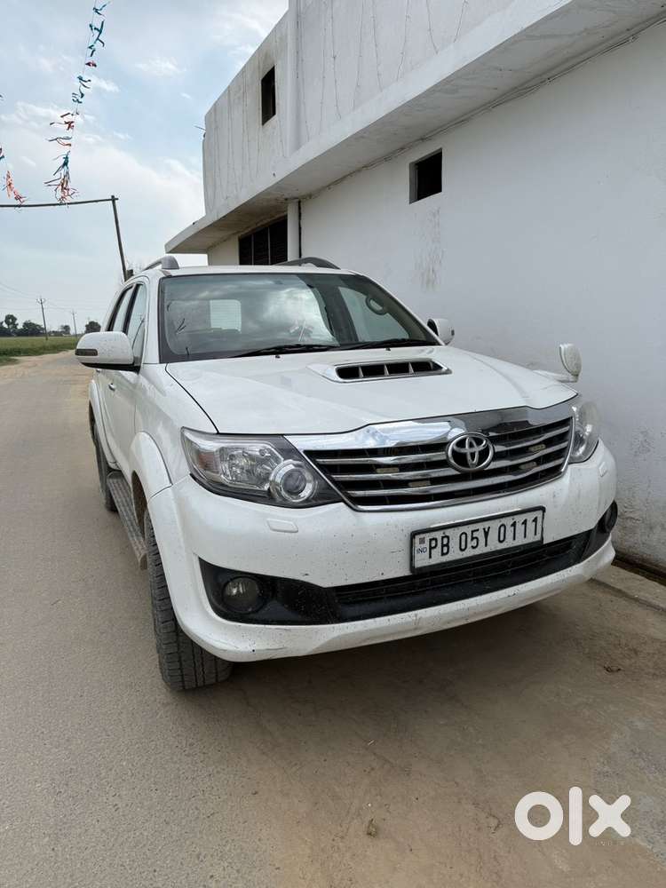 Toyota Fortuner 2014 Diesel Manual Suv