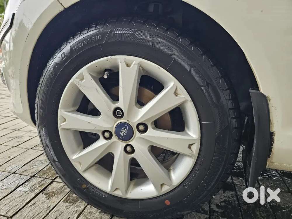 Ford Fiesta Petrol Manual 2014