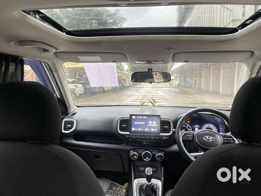 Hyundai Venue Sx (o) Mt 1.5 Diesel, 2022, Diesel