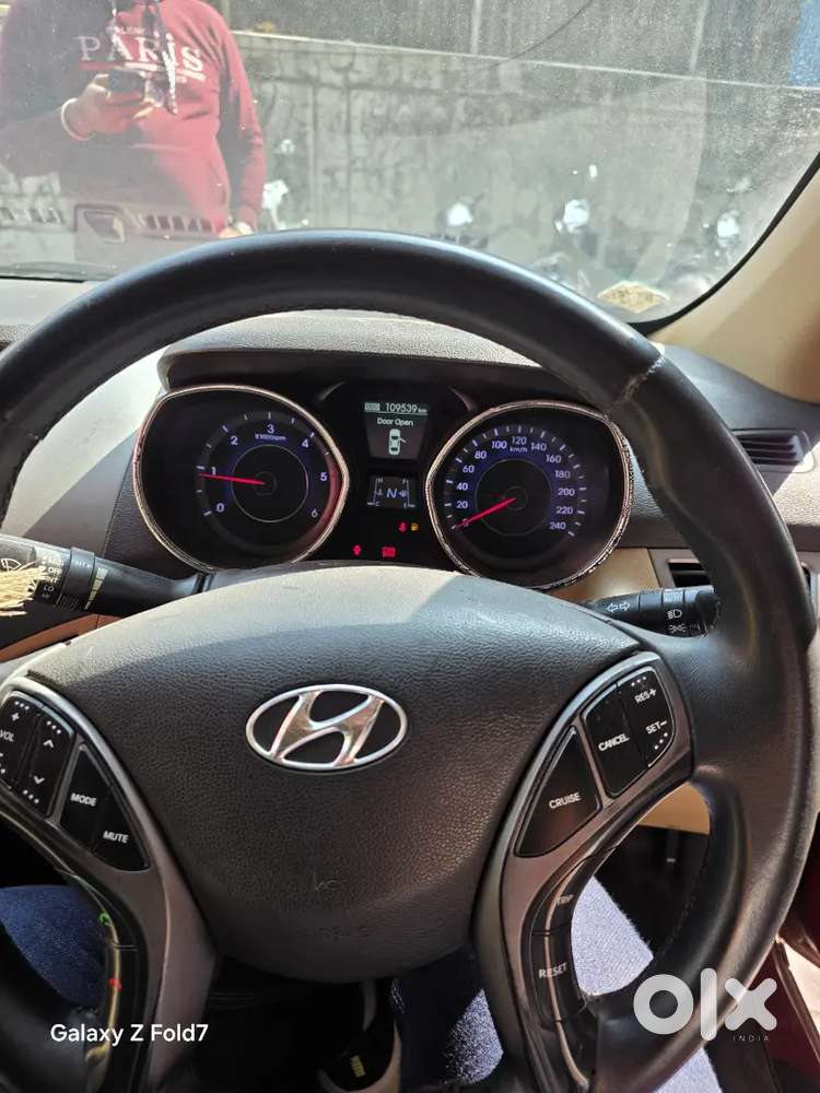 Hyundai Elantra 2014 Diesel 106000 Km Driven