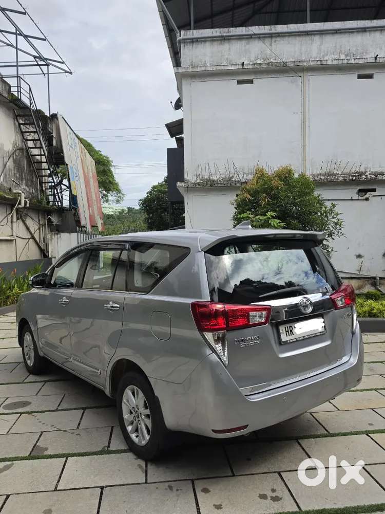 Toyota Innova Crysta 2.8 Diesel Automaticj