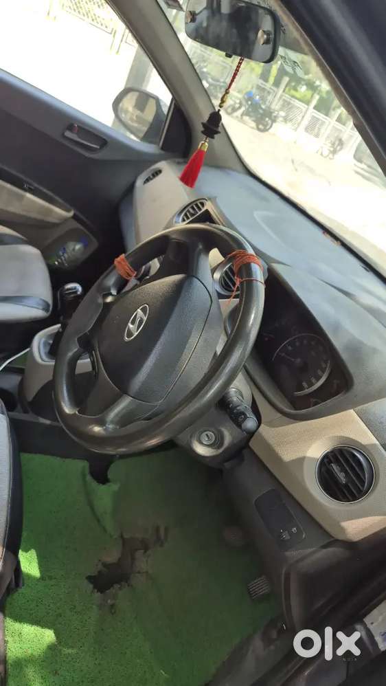 Hyundai Grand I10 2016 Diesel 10023 Km Driven