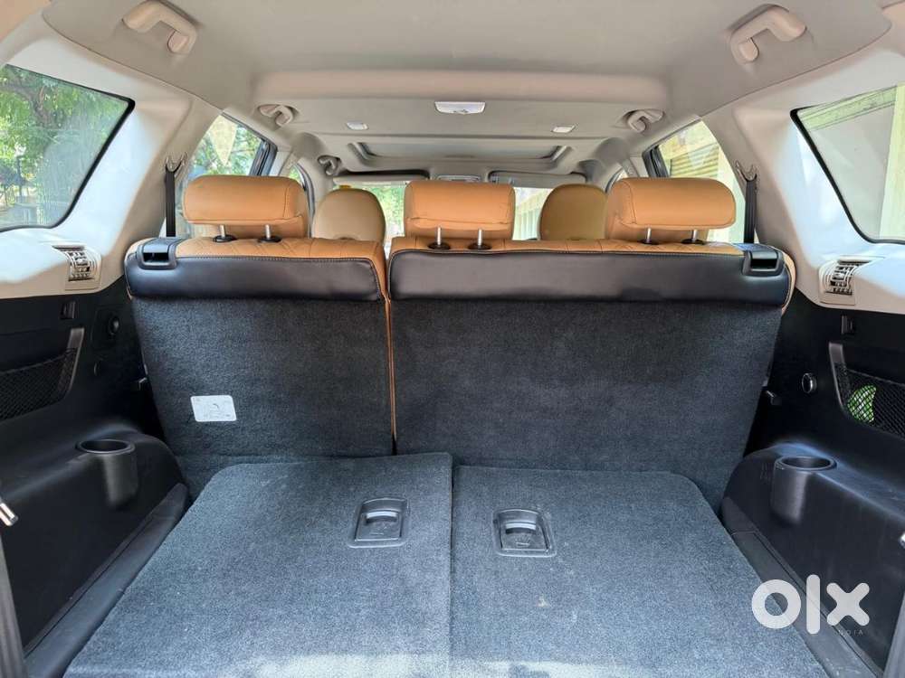 Mahindra Xuv500 W11(o)  2019 Diesel 37300 Km Driven