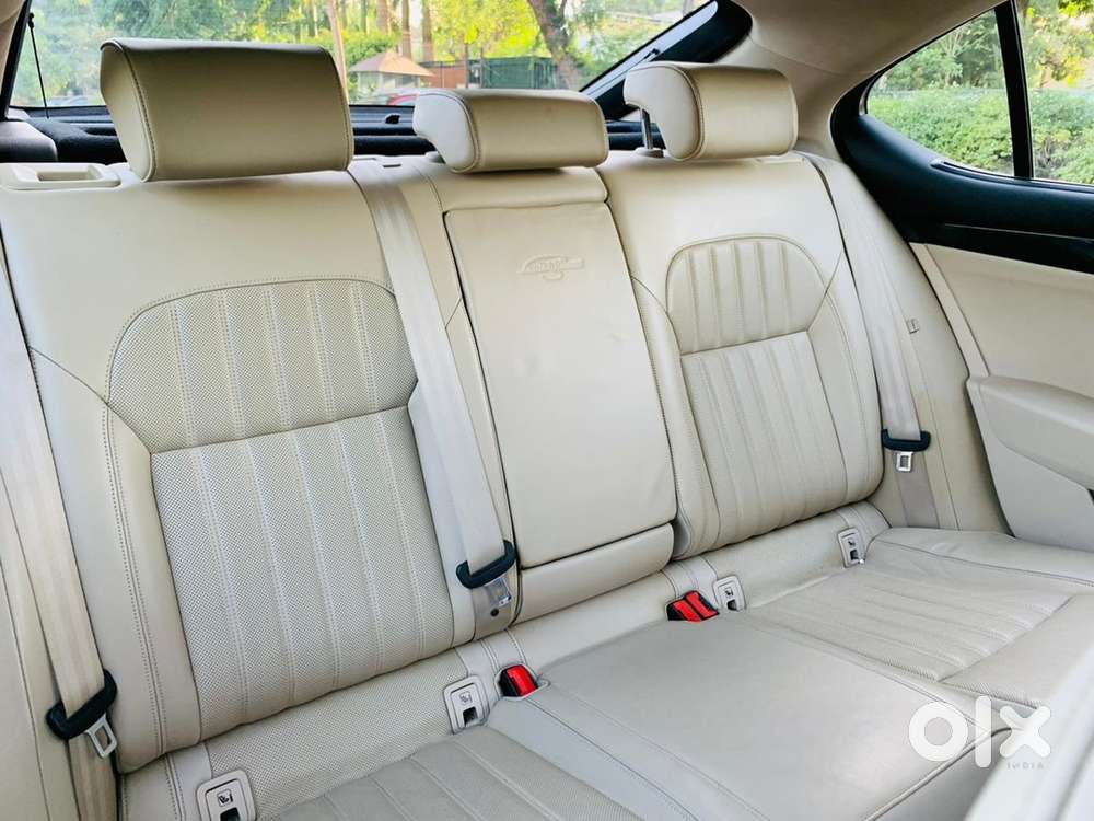 Skoda Superb 2016 Diesel Well Maintained