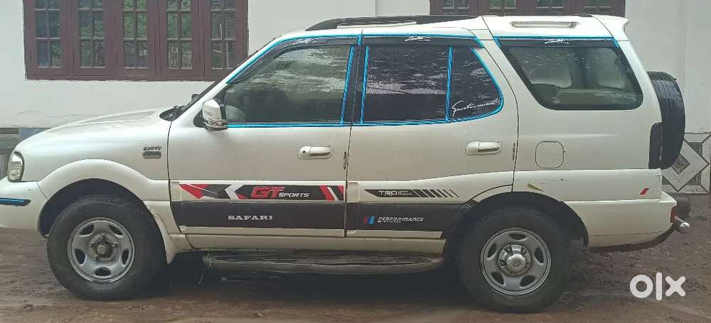 Tata Safari