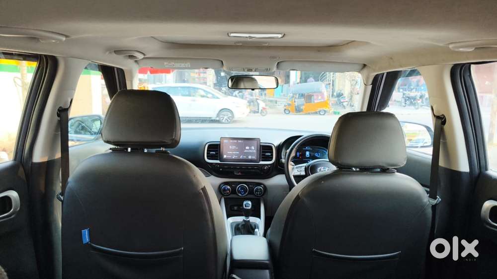 Hyundai Venue Sx Mt, 2022, Diesel