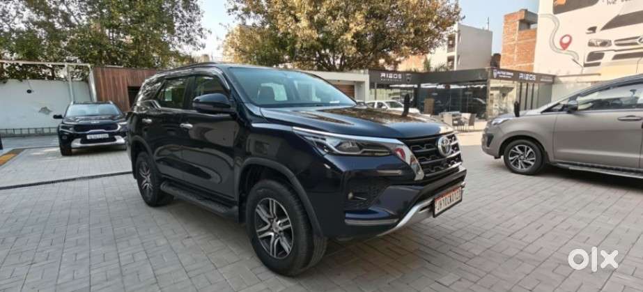 Toyota Fortuner 4x2 At 2.8 Diesel, 2022, Diesel