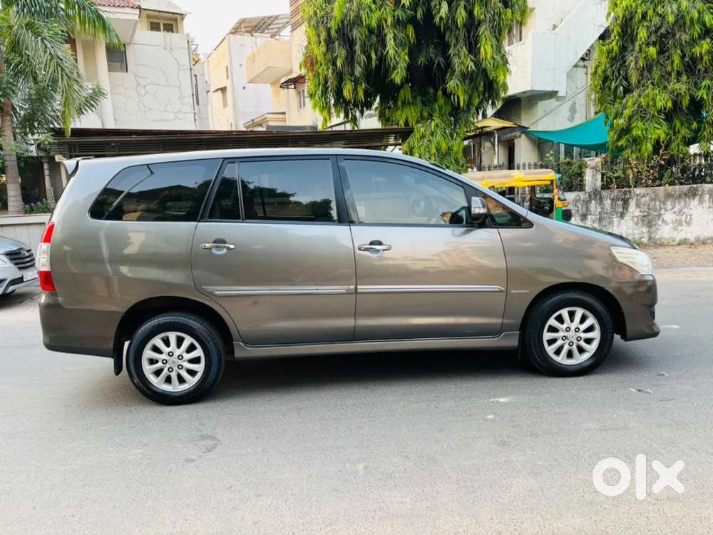 Toyota Innova 2.5 Vx 8 Str Bsiv, 2012, Diesel