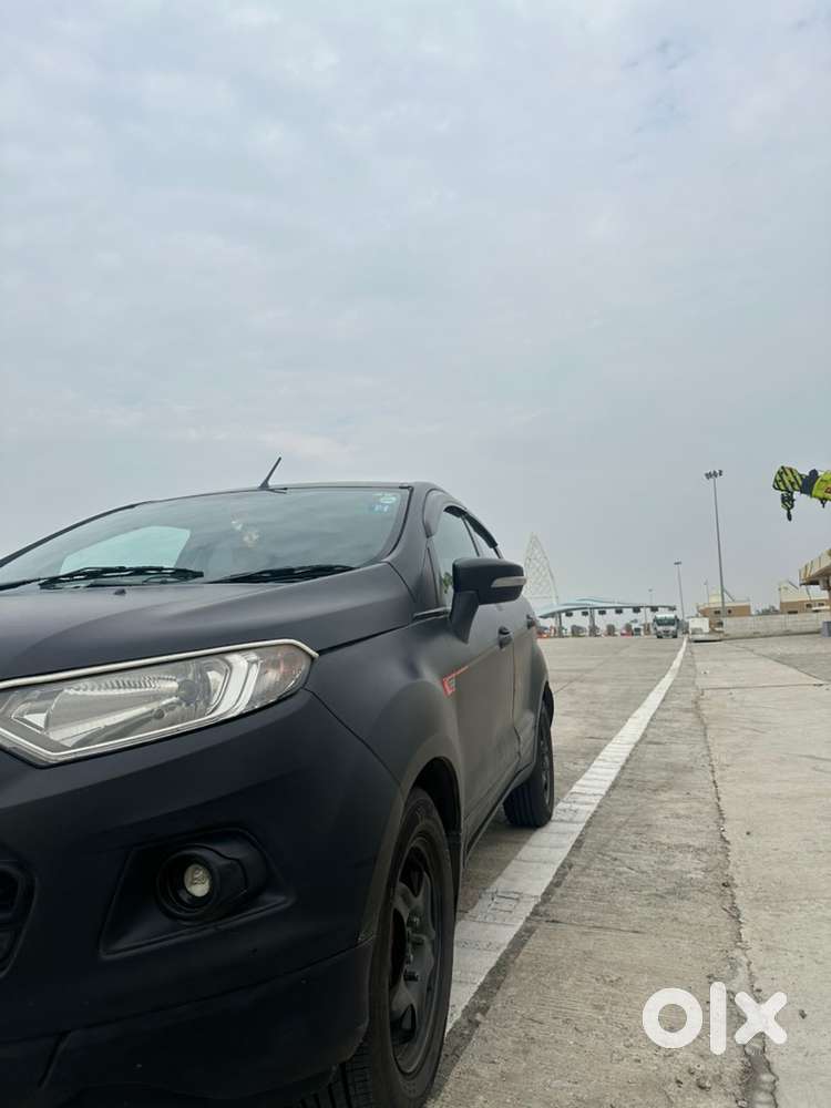 Ford Ecosport Petrol Manual 2015(mint Condition