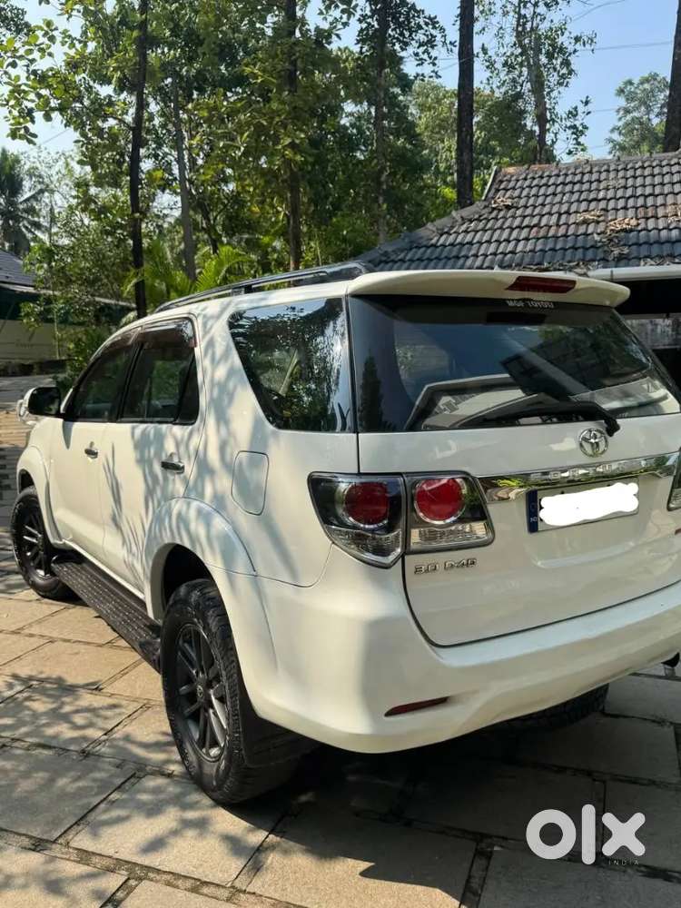 Toyota Fortuner 2016 Diesel 147000 Km Driven
