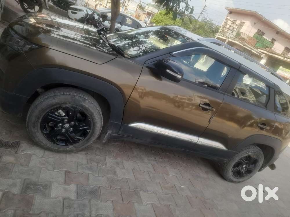 Maruti Suzuki Brezza 2023 Petrol Well Maintained