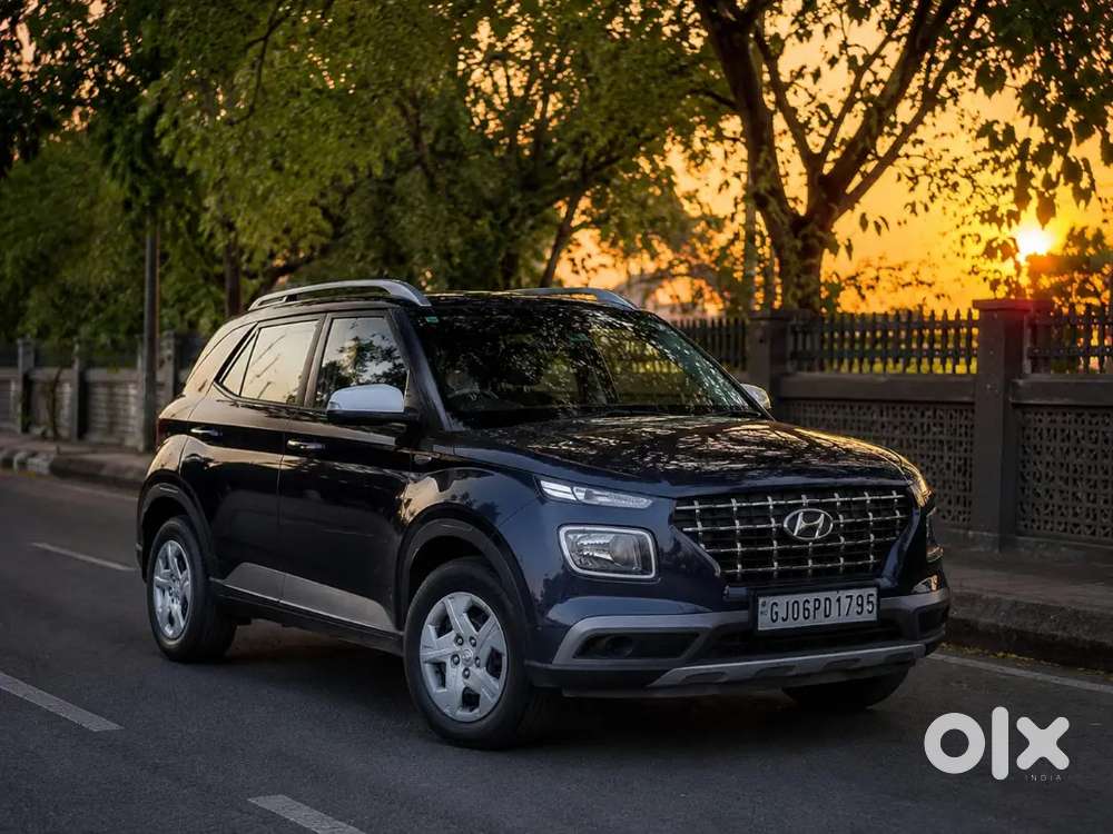 Hyundai Venue 2020 Cng & Hybrids 70000 Km Driven