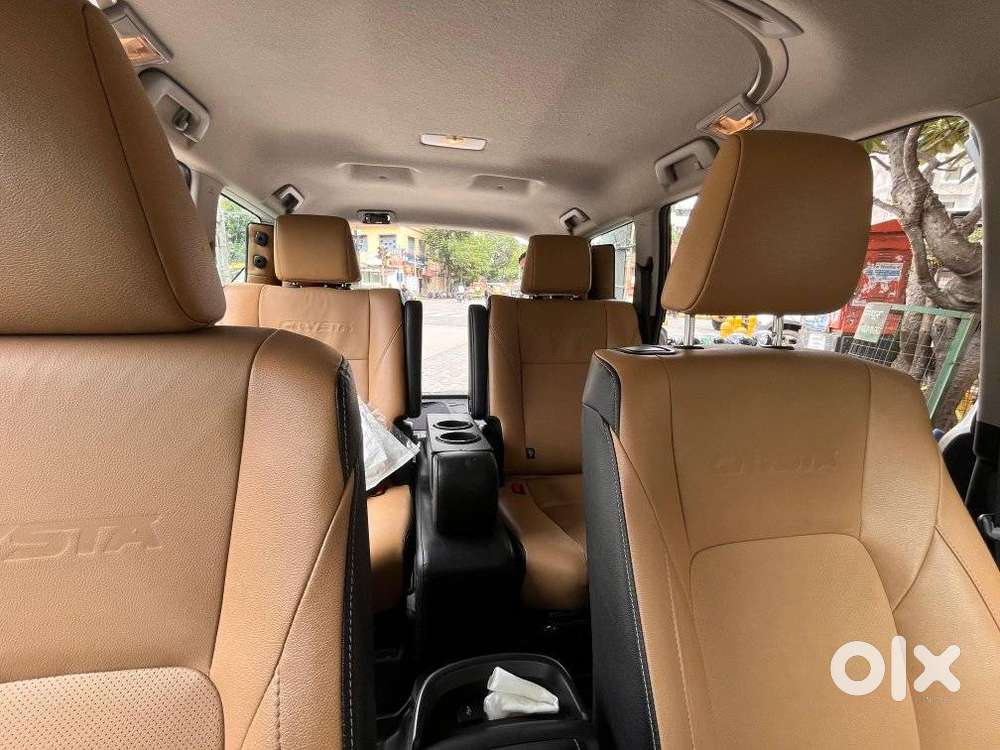 Toyota Innova Crysta 2.8 Z, 2025, Diesel