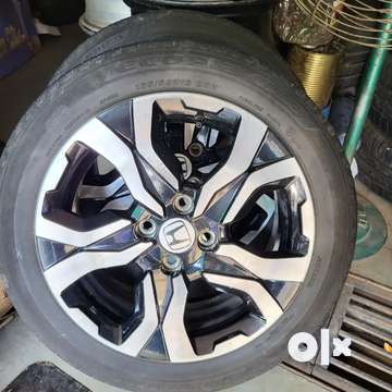 Honda wrv store alloy wheels