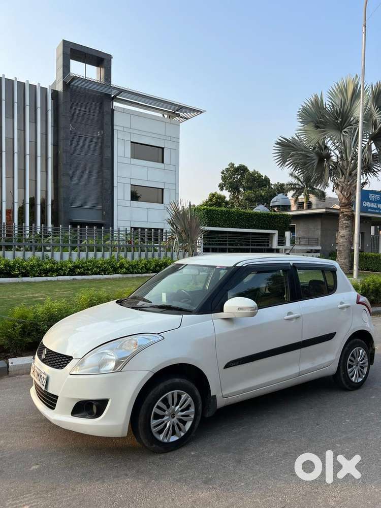 Maruti Suzuki Swift 2012 Diesel 113952 Km Driven
