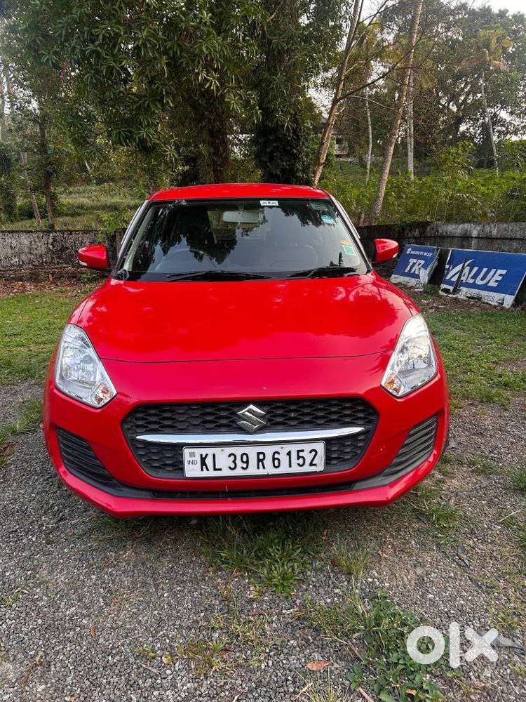 Maruti Suzuki Swift Vxi + Manual, 2021, Petrol