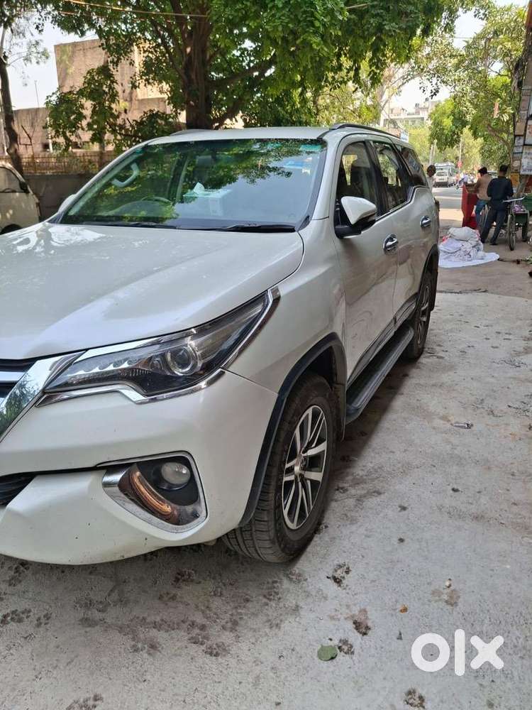 4.4 Automatic Fortuner In Excellent Conditions With Almost New Tyres.