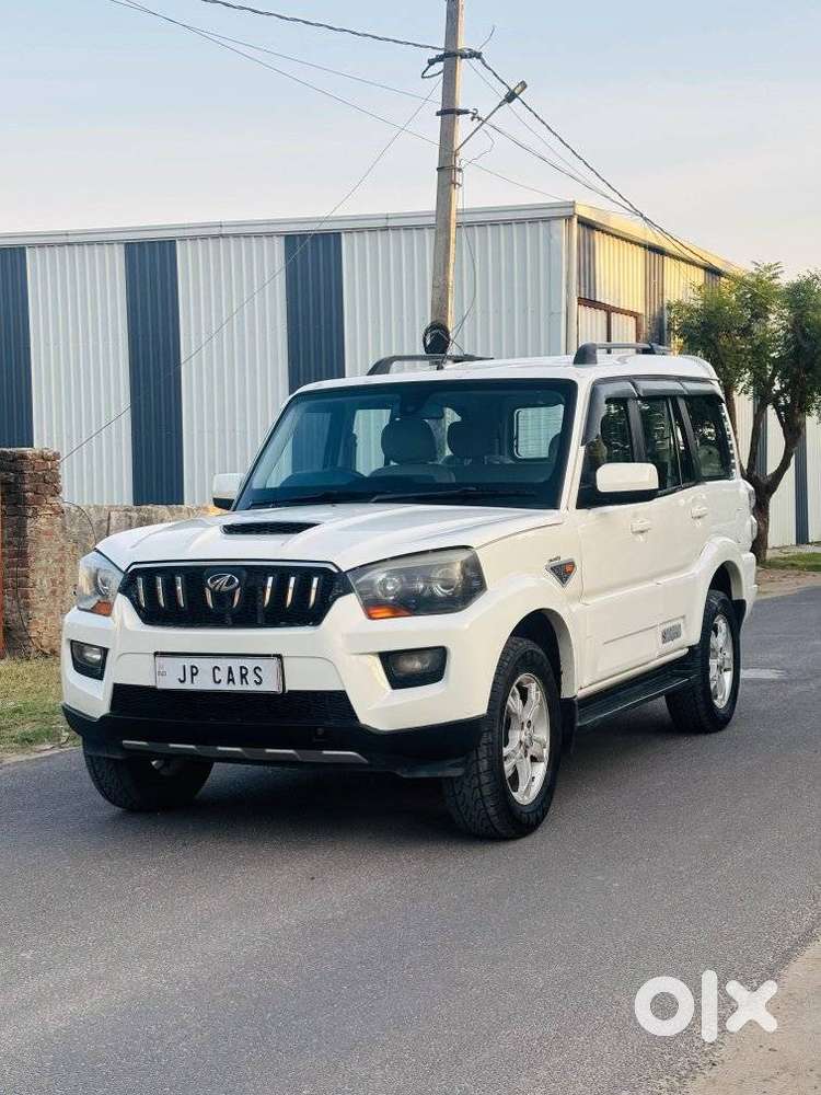 Mahindra Scorpio S10, 2016, Diesel