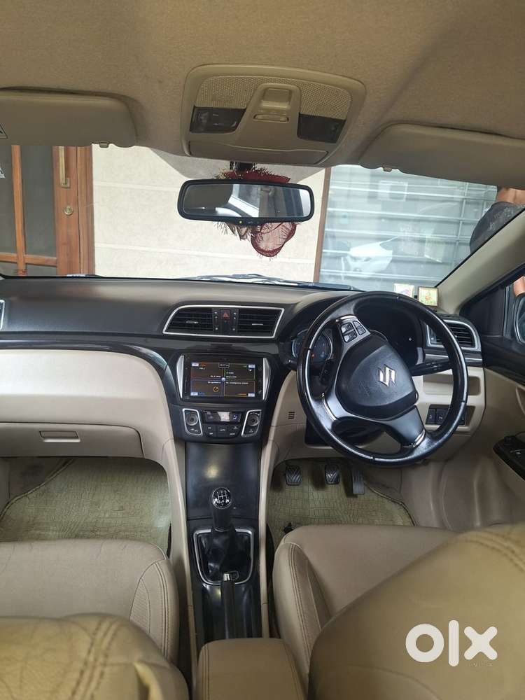 Ciaz Top Model December 2015 Brand New Condition Well Maintained