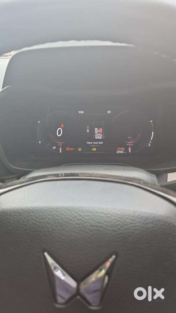Mahindra Xuv 3xo 2025 Diesel Well Maintained