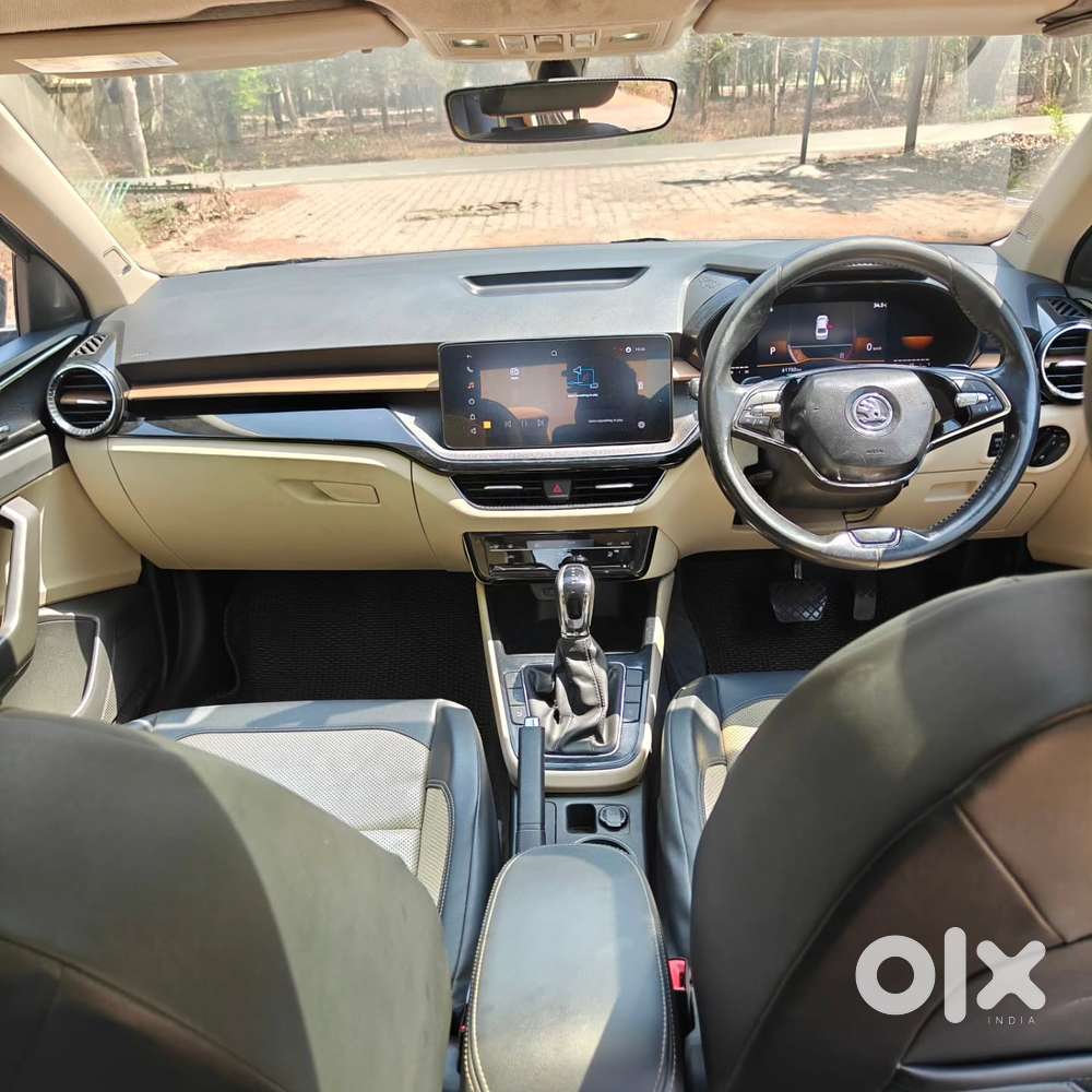 Skoda Slavia 1.0 Tsi Style, 2022, Petrol