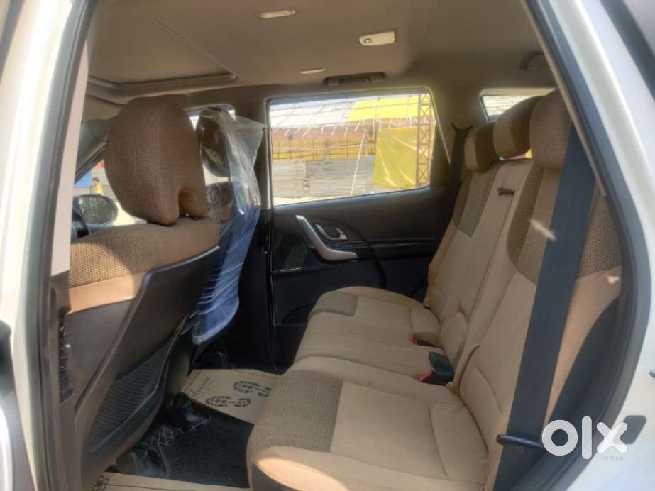 Mahindra Xuv500 W9 1.99, 2018, Diesel