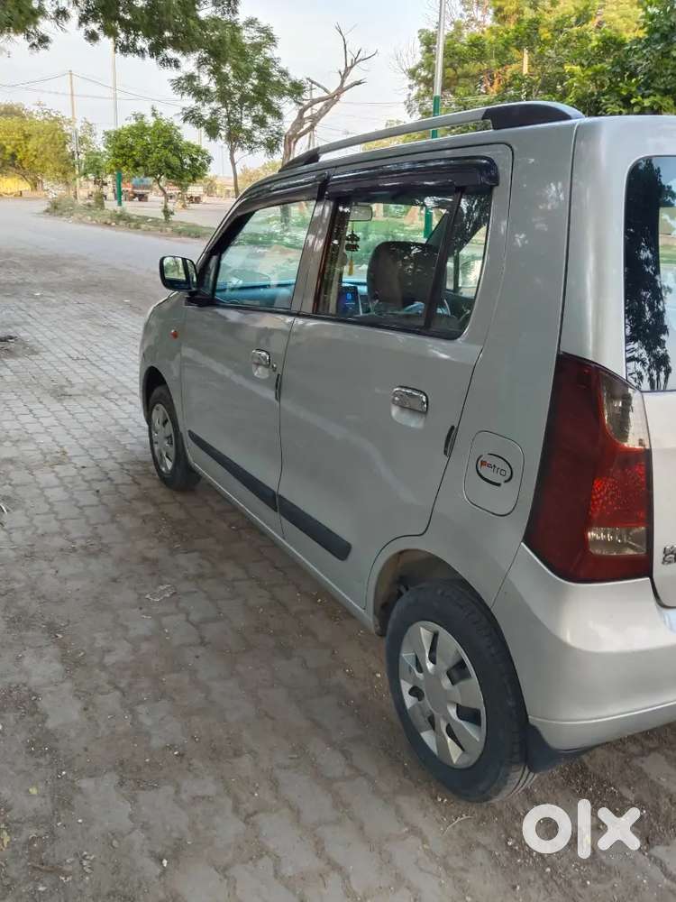 Maruti Suzuki Wagon R Lxi 2011 Petrol