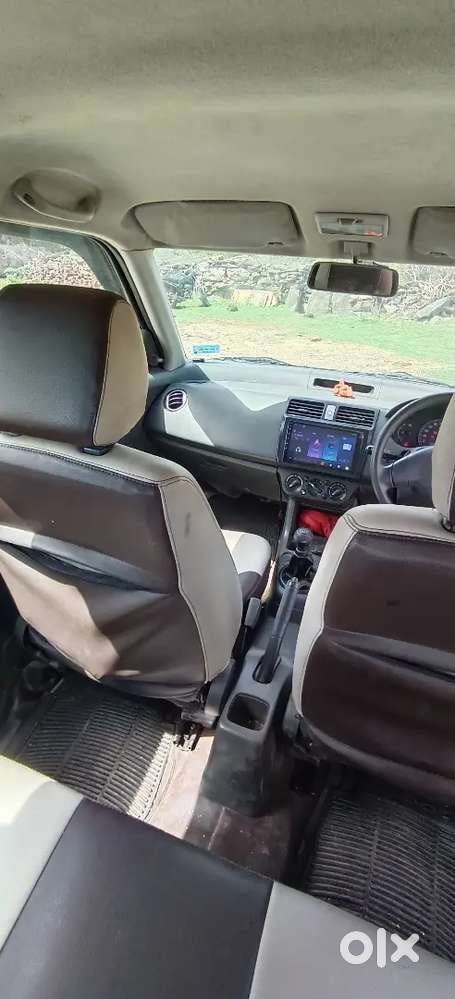 Good Condition Car Green Parsing 2029 Tak He