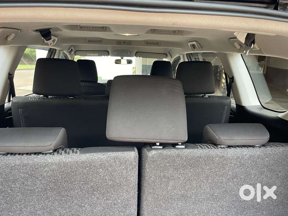 Toyota Innova Crysta [2020-ongoing] 2.4 Gx At 8 Str, 2022, Diesel