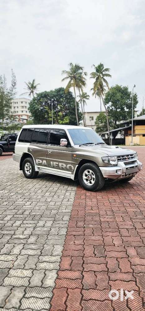 Mitsubishi Pajero Sport 2.5 Manual, 2011, Diesel
