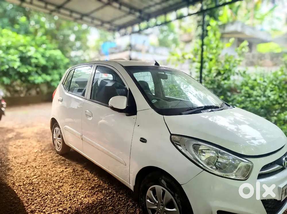 Hyundai I10 Sportz Petrol Automatic