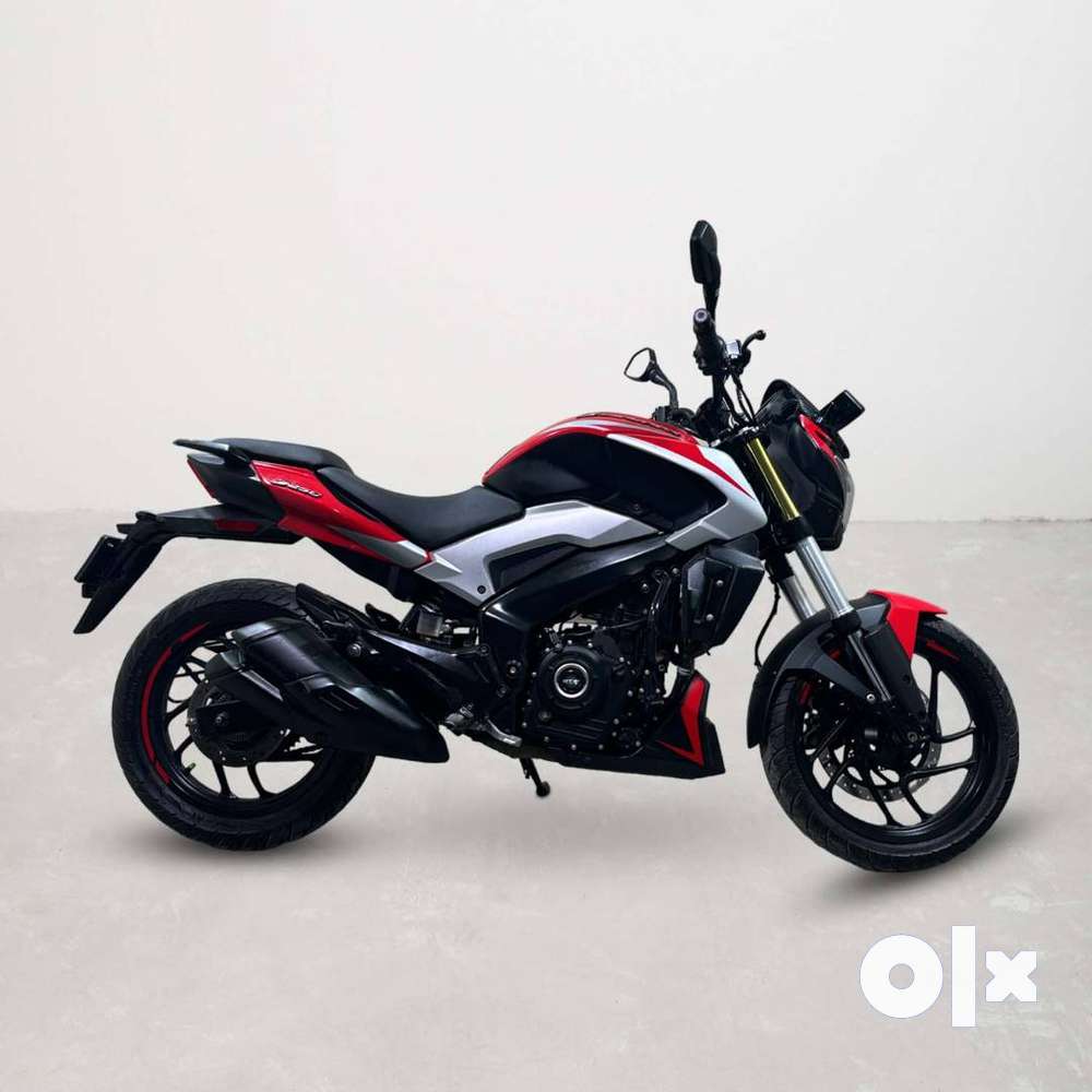 Olx bajaj store dominar