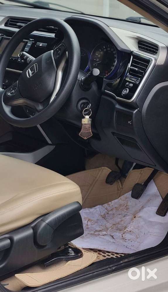 Honda City V Mt, 2016, Petrol