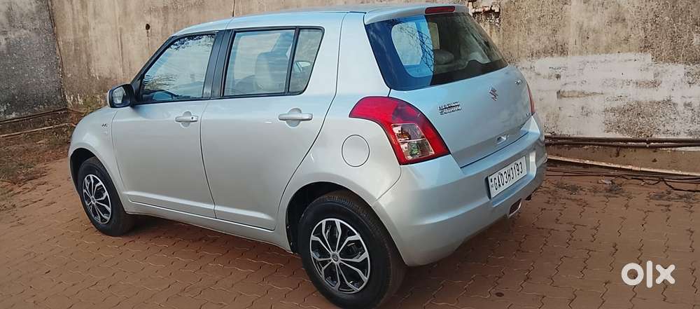 Maruti Suzuki Swift Vxi + Manual, 2010, Petrol