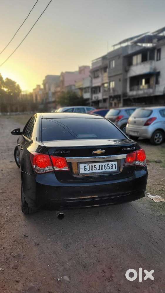 Chevrolet Cruze Diesel 90000 Km Driven