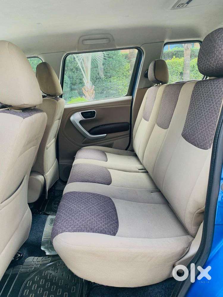 Mahindra Tuv 300 T8, 2017, Diesel