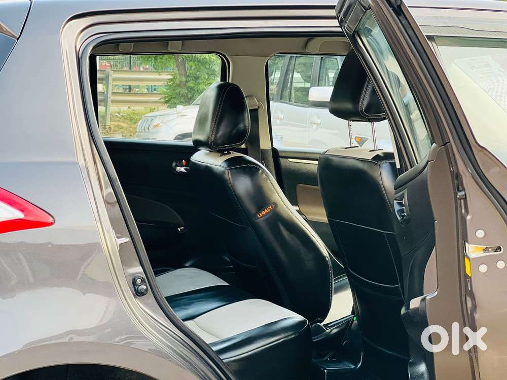 Maruti Suzuki Swift Vxi + Manual, 2017, Petrol