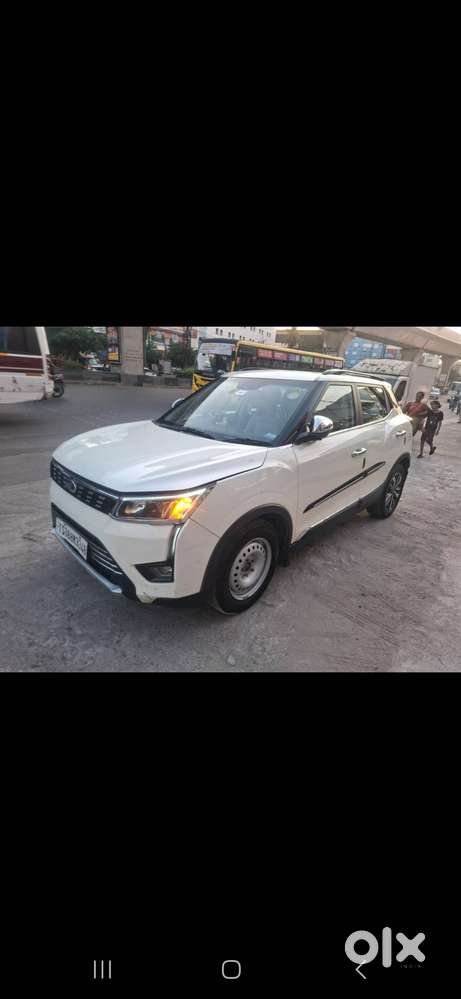 Mahindra Xuv 3oo W8 Auto