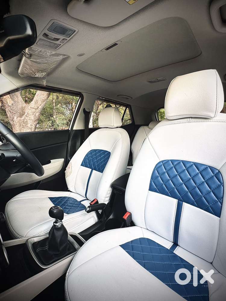 Hyundai Venue S (o) 1.2 Petrol Knight Edition, 2023, Petrol