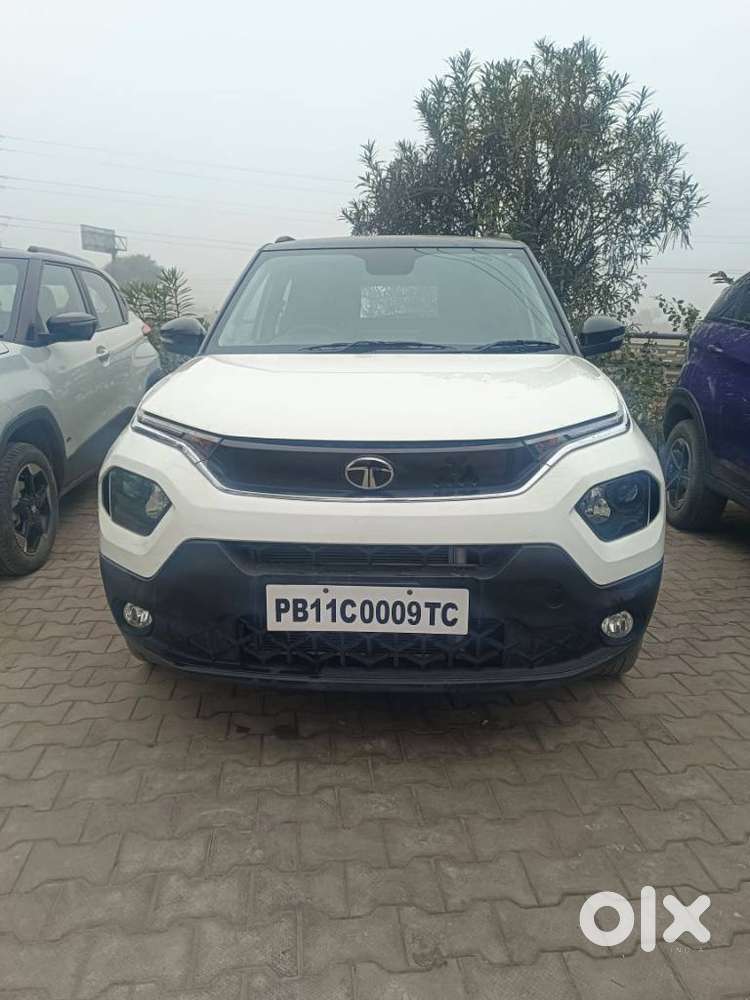 Tata Punch Accomplished Mt Sunroof, 2025, Petrol