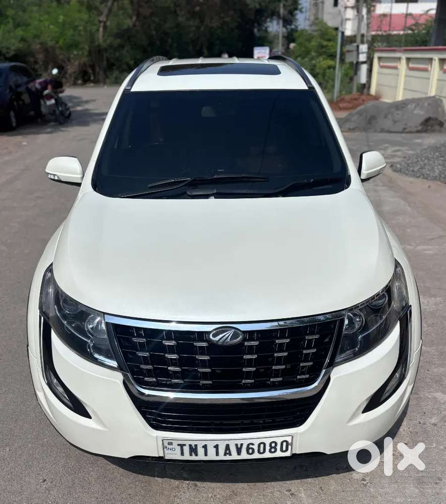 Mahindra
Xuv 500 W11