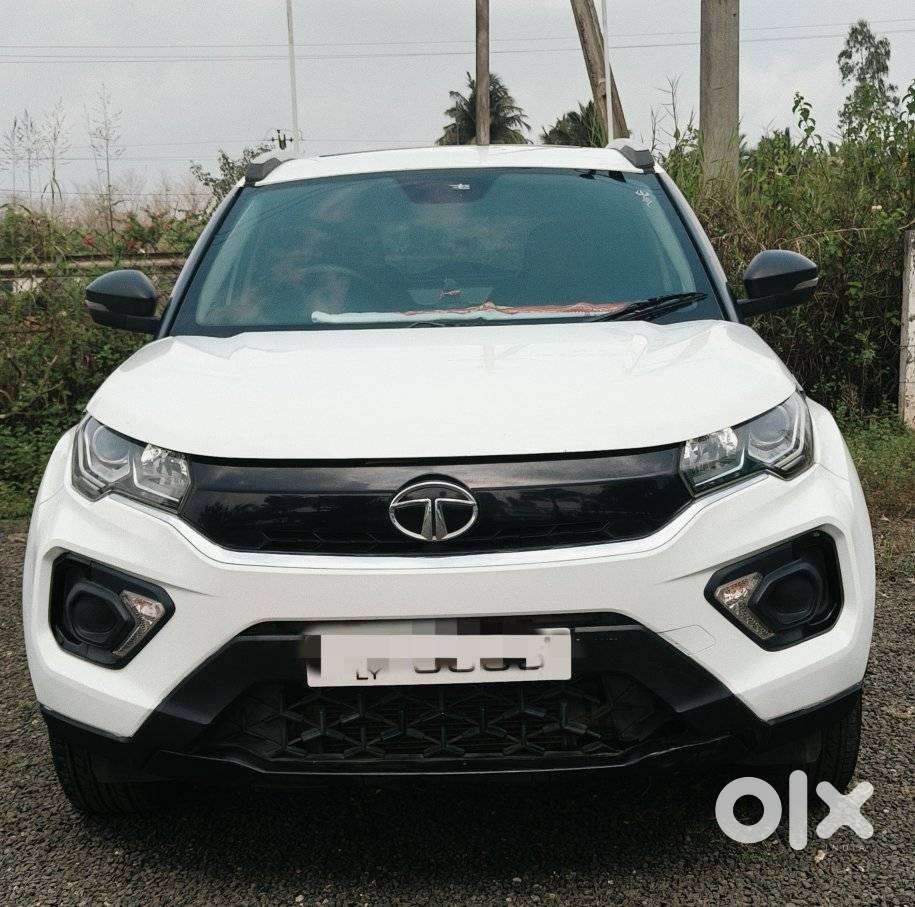 Tata Nexon 1.5 Revotorq Xm (s), 2021, Diesel