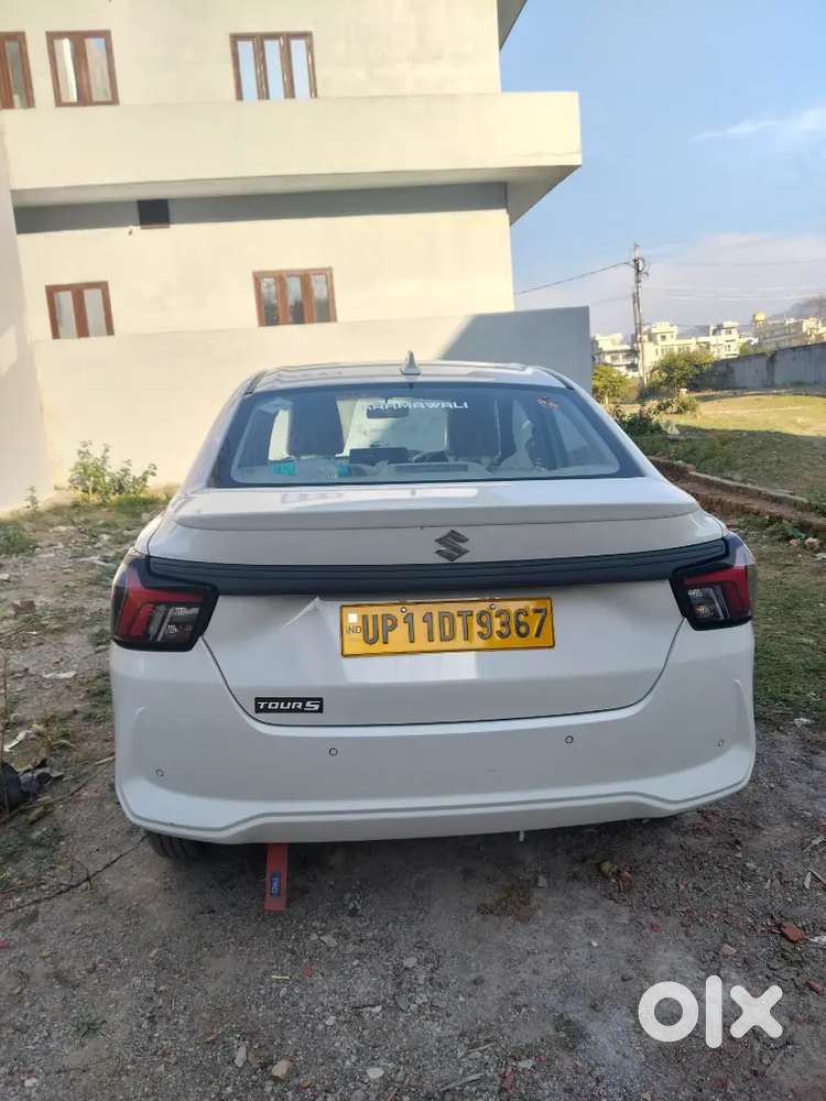 Maruti Suzuki Dzire 2026 Cng & Petrol 21000 Km Driven