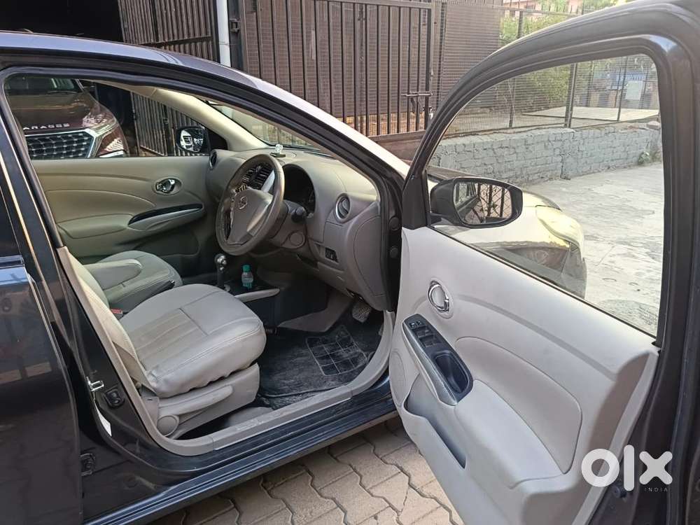 Nissan Sunny Xv, 2015, Petrol